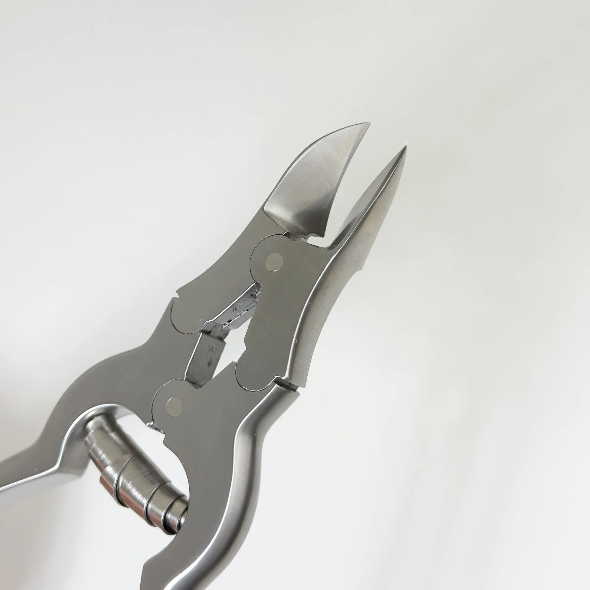 Concave Cutting Edge Cantilever Nipper - Image 3