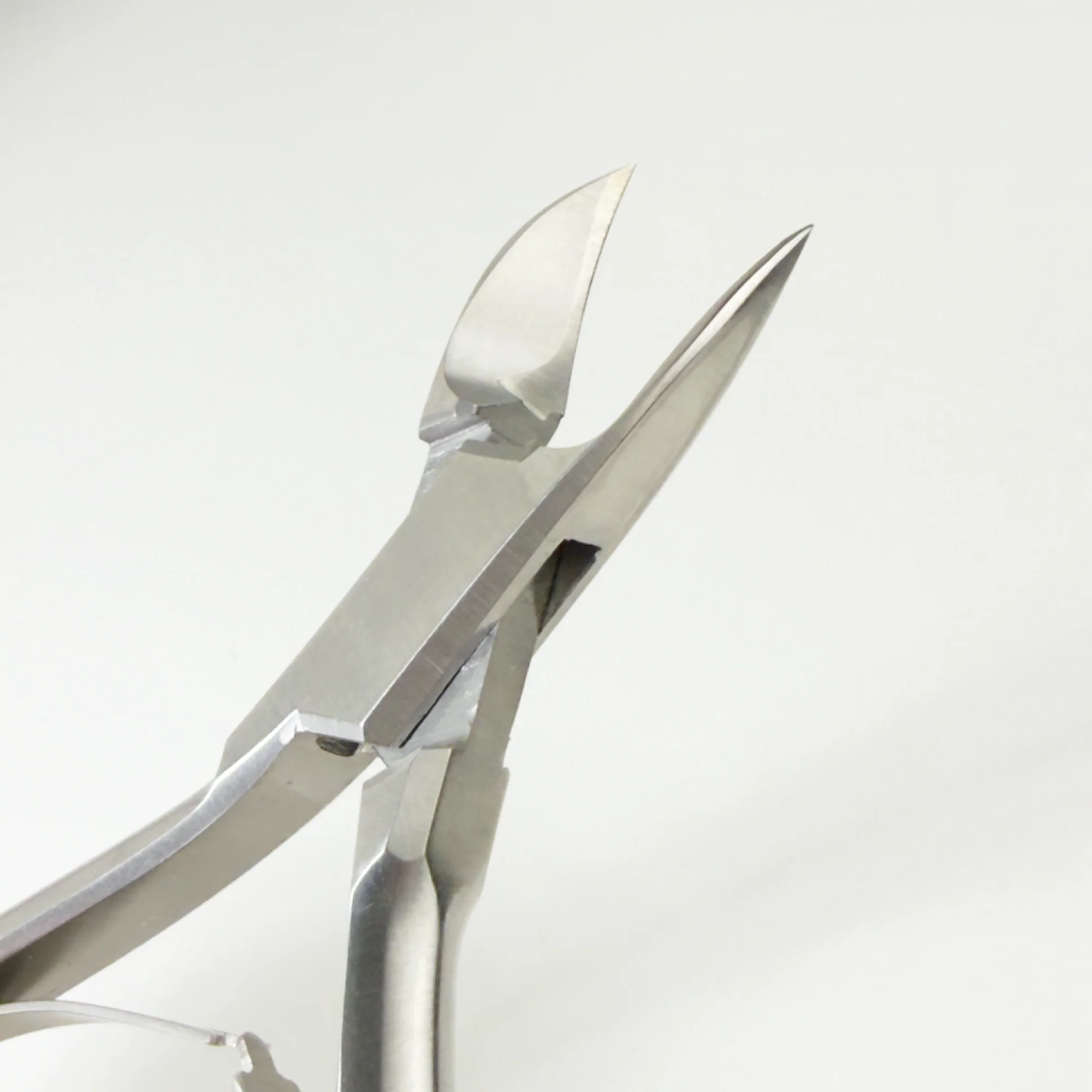 General Purpose Concave Nipper 13cm - Image 3