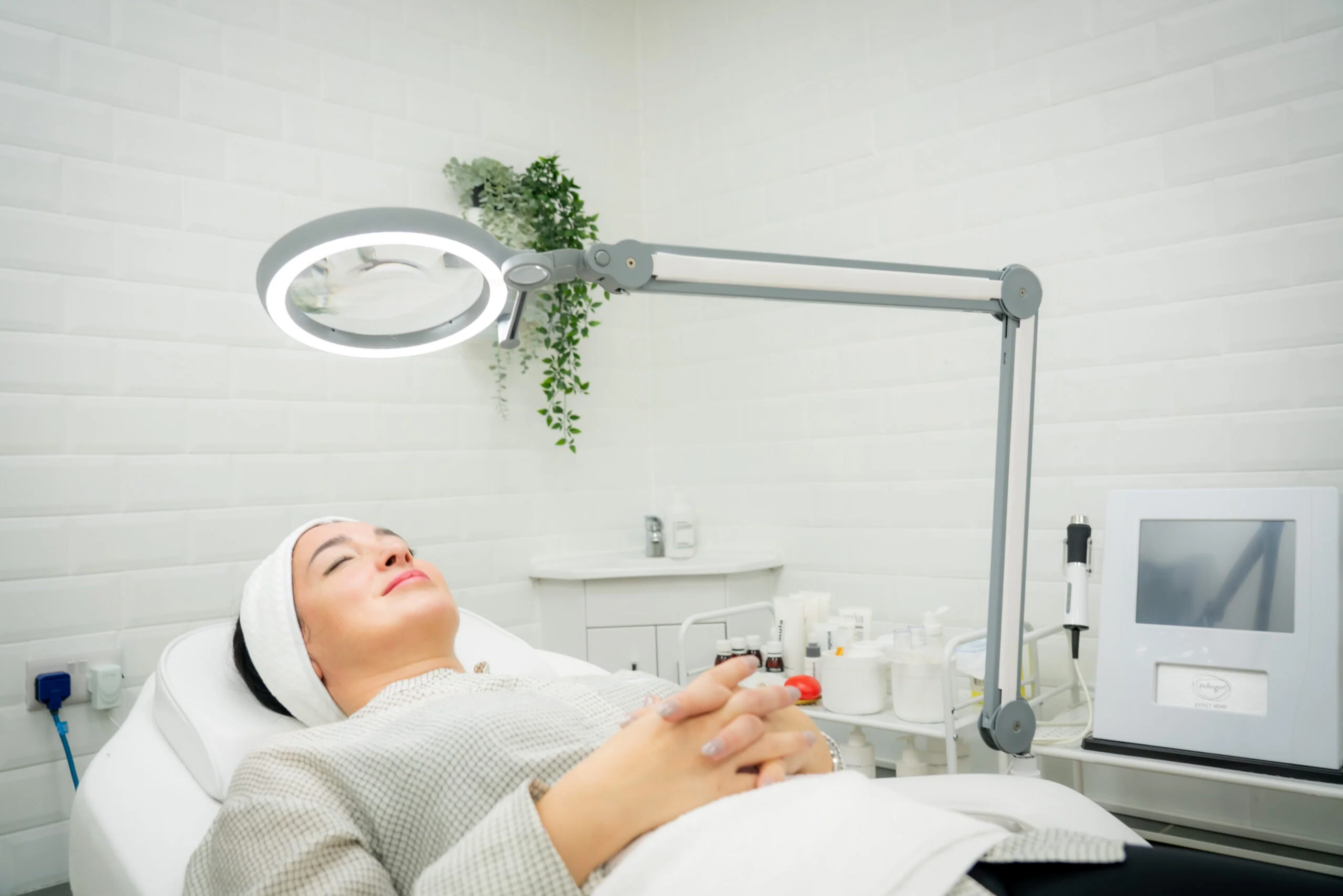 Daylight IQ Magnifying Lamp - Image 5