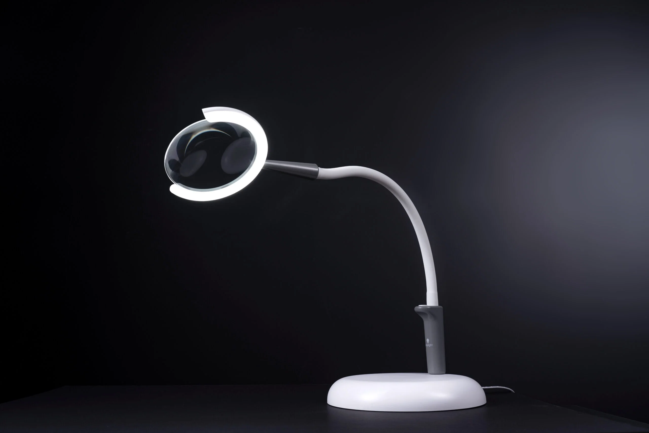 Daylight Magnificent Pro - Magnifying Lamp - Image 6