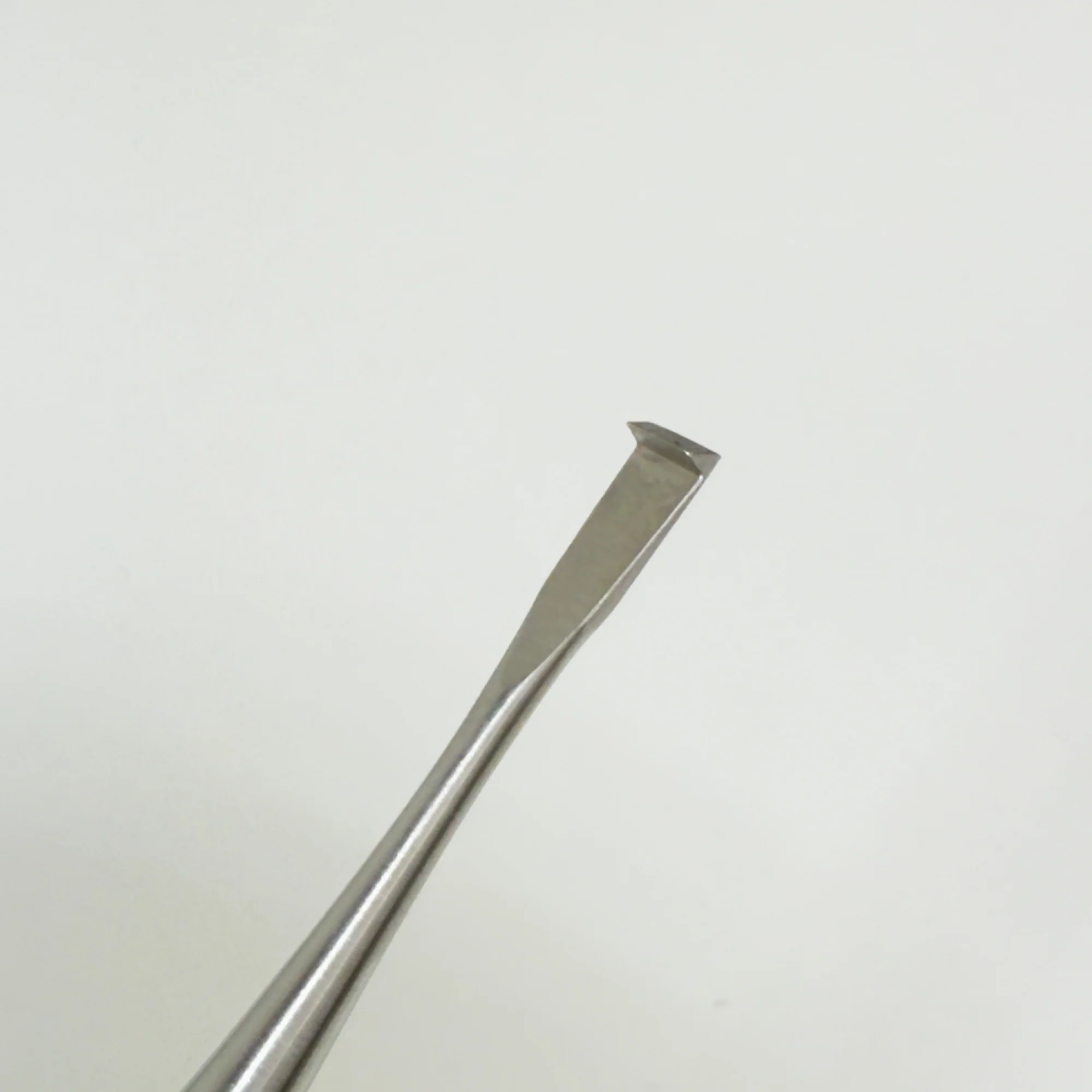 Double Ended Ingrowing Tool - Image 3