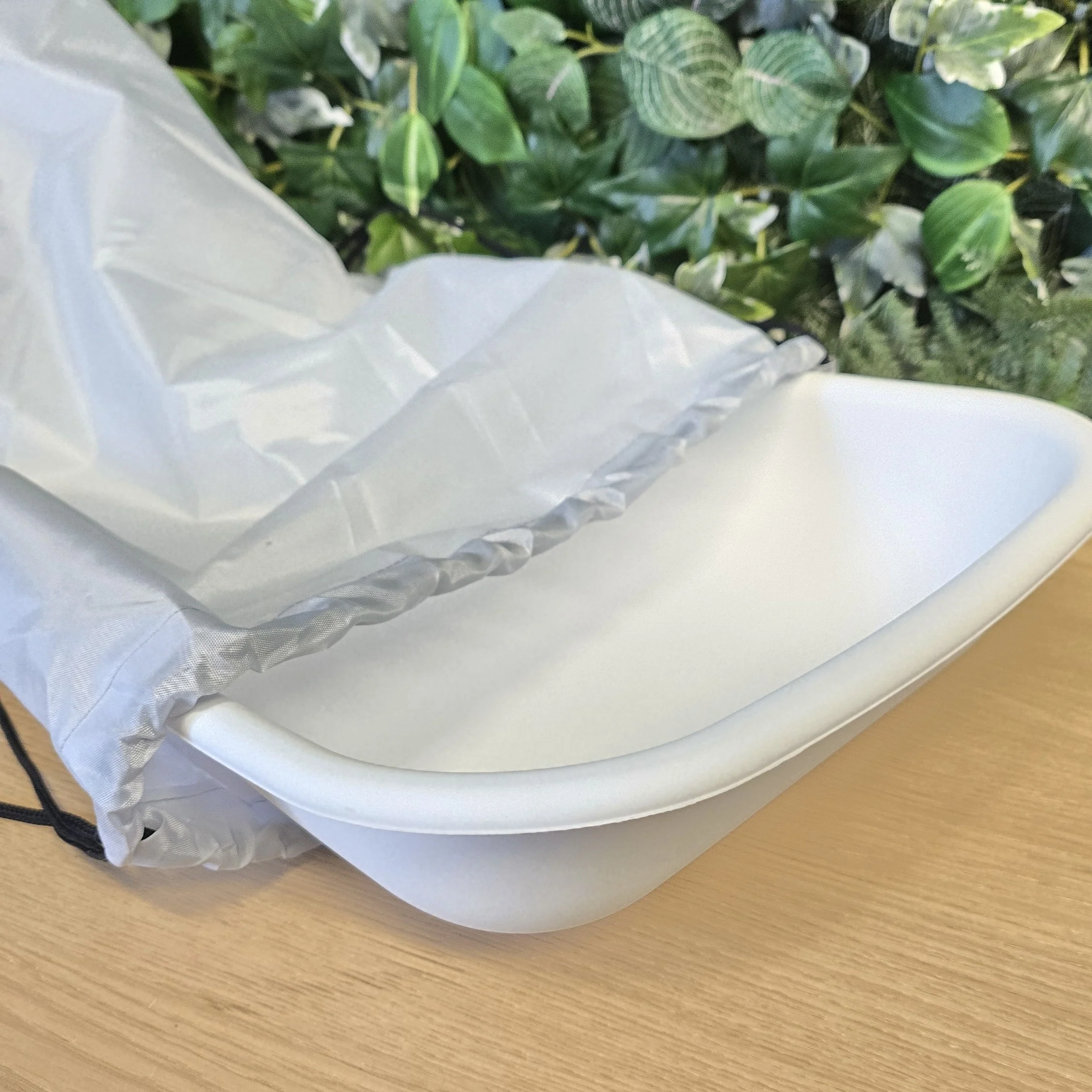 Flexible Foot Debris Tray with Carry Bag - Image 6