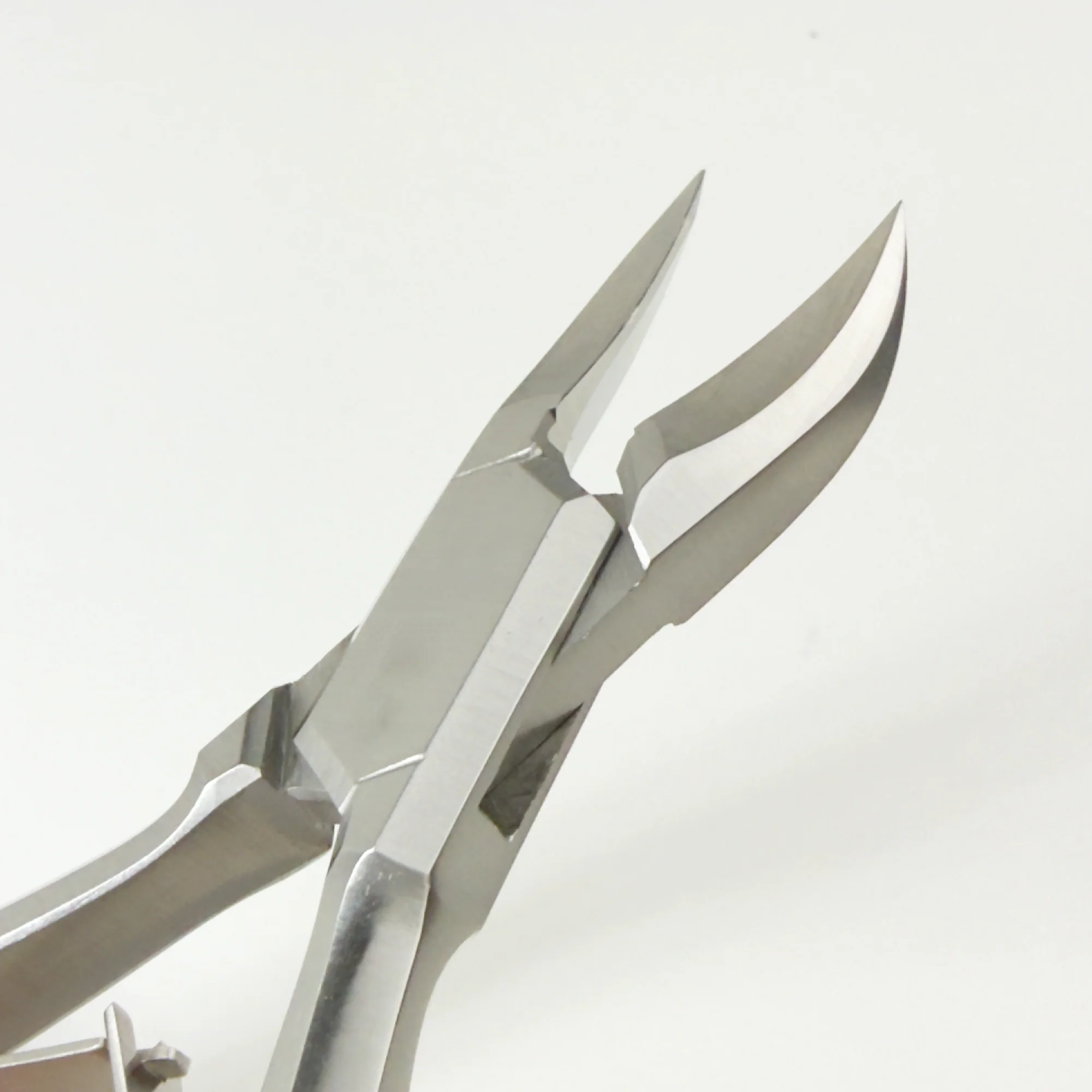 General Purpose Concave Nipper 14cm - Image 4