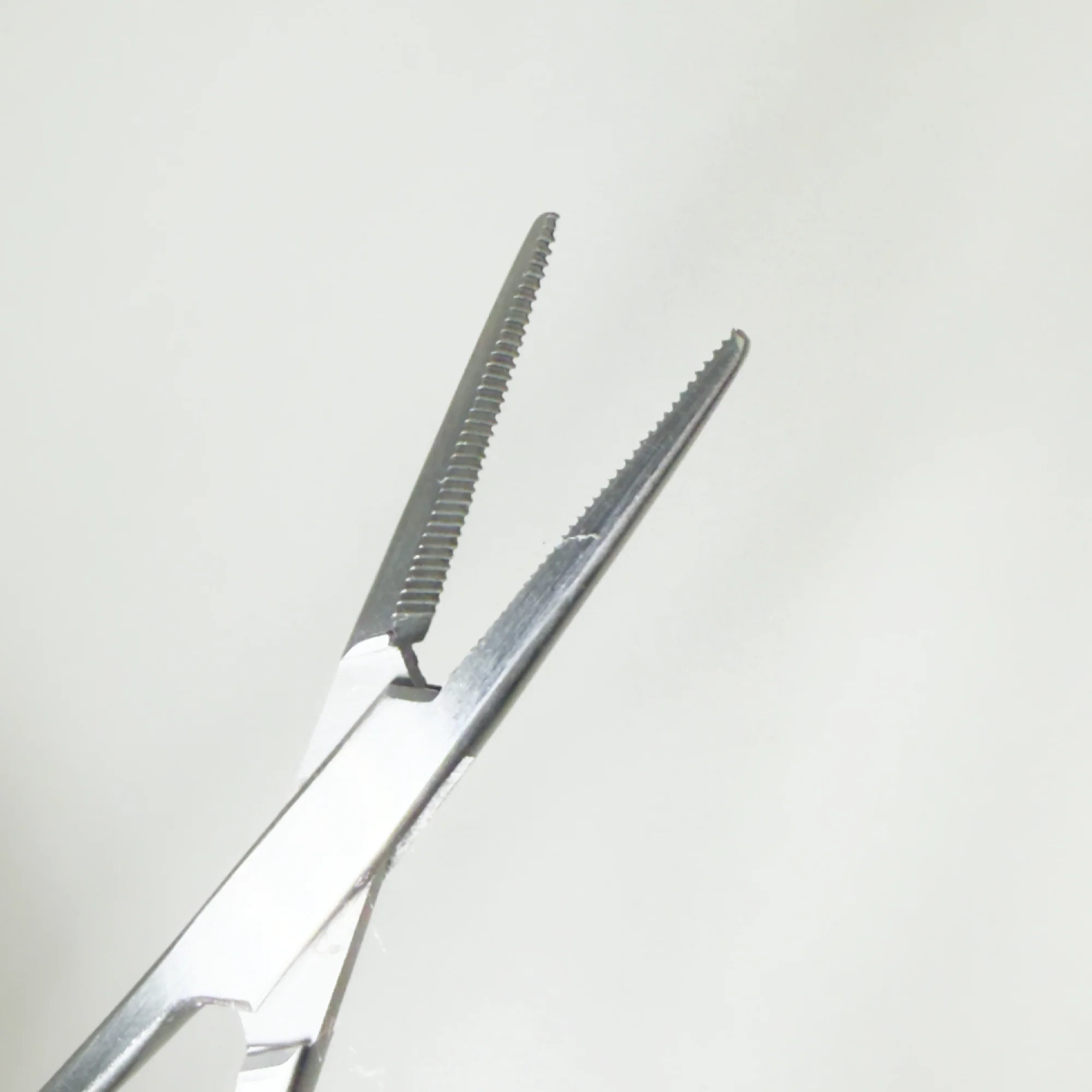 Locking Forceps - Image 3