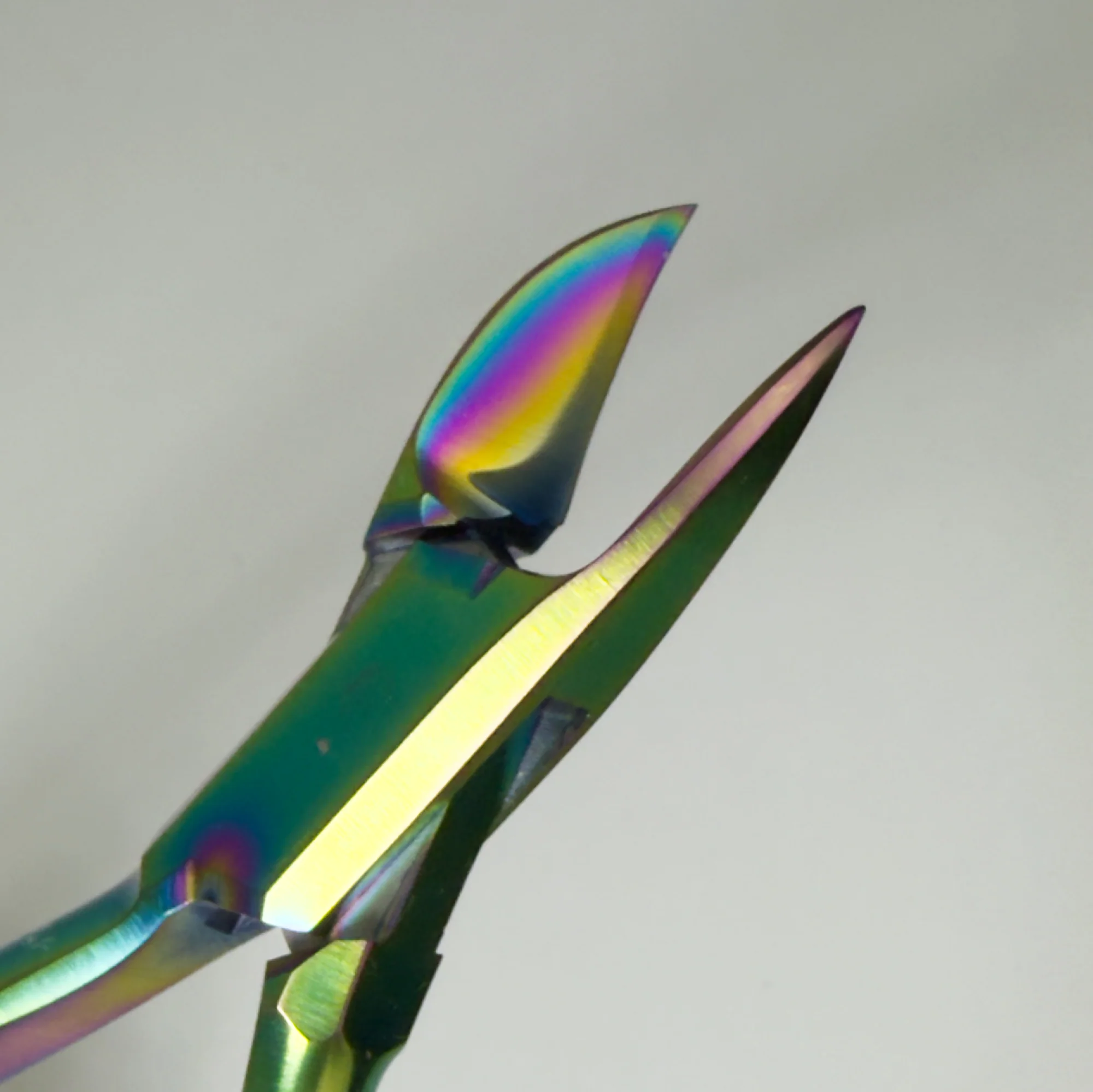Titanium General Purpose Curved Nipper - Image 3