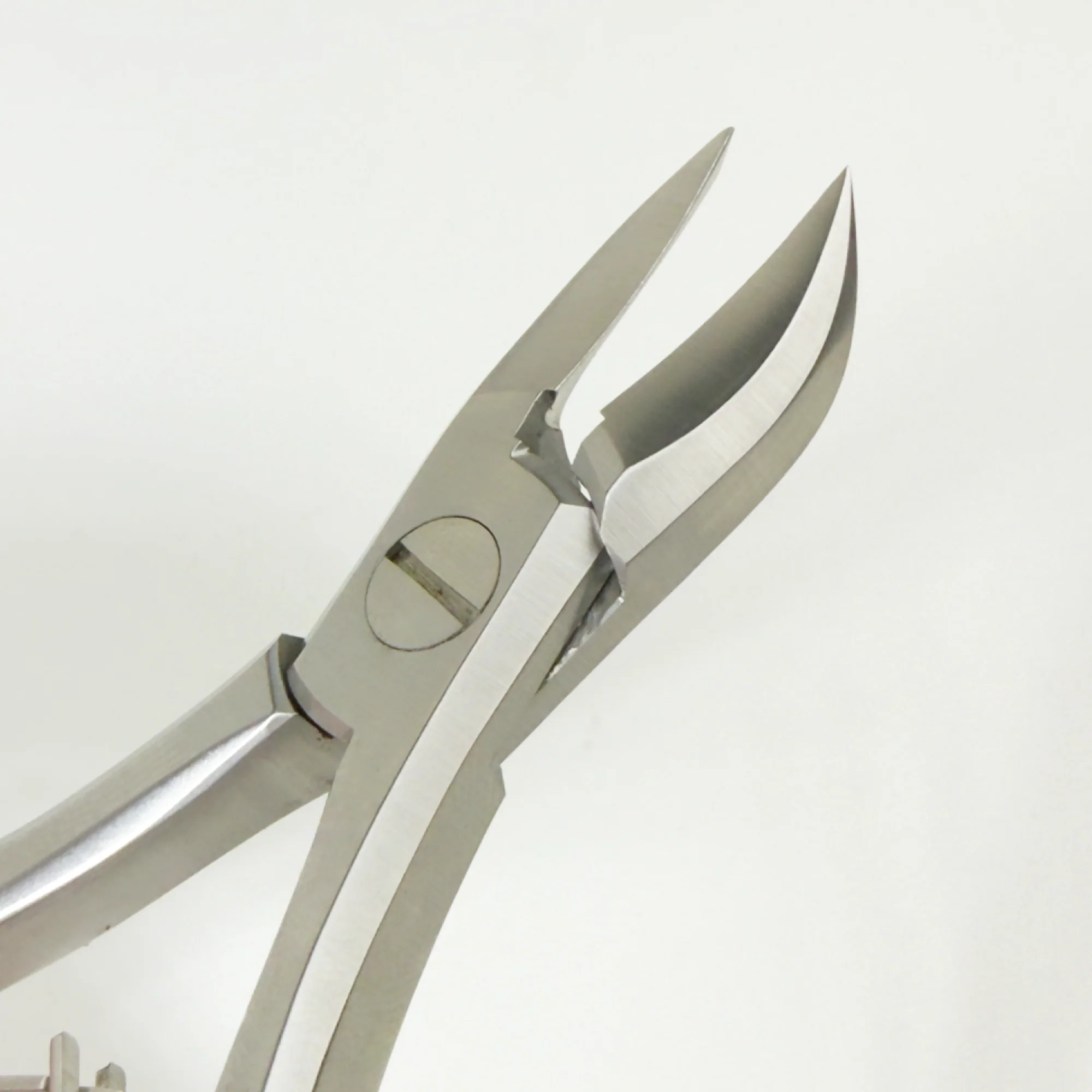 Square Handled Concave Nipper - Image 3